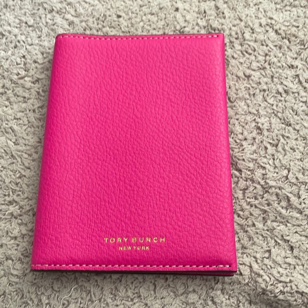 Tory Burch passport cover